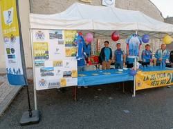 mini_stand-d-arrivee-de-la-tombola-des-20-ans-de-la-jsi-cyclo-6360eb0a5f1ed.jpg